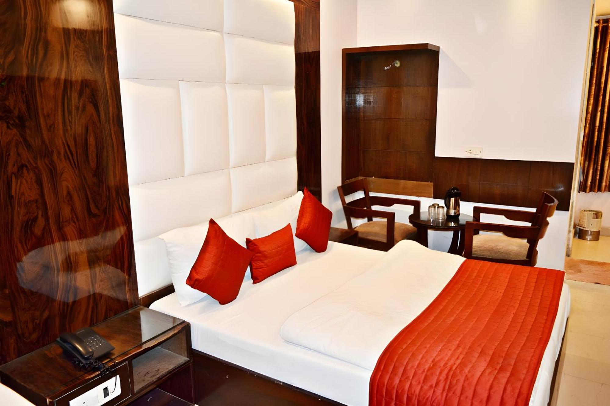 Hotel Sun International New Delhi Luaran gambar