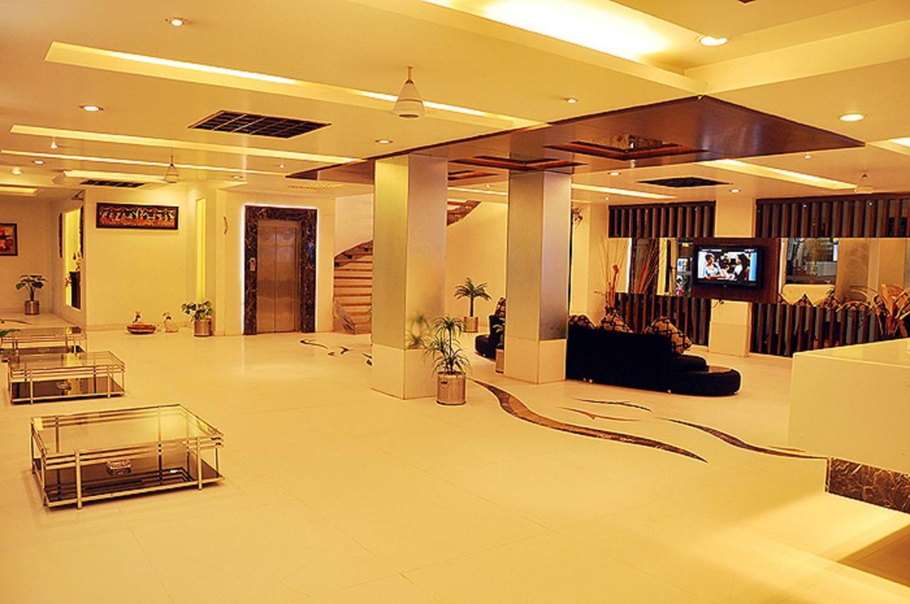 Hotel Sun International New Delhi Luaran gambar